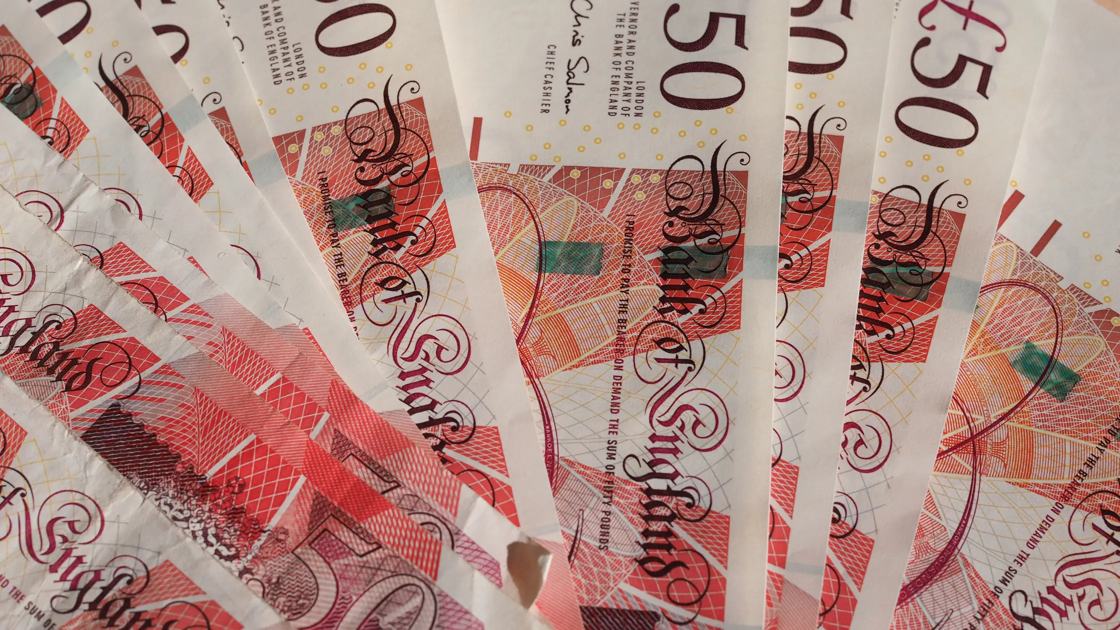 7 Best Ways to Invest £50K in Property Blog Featured Image